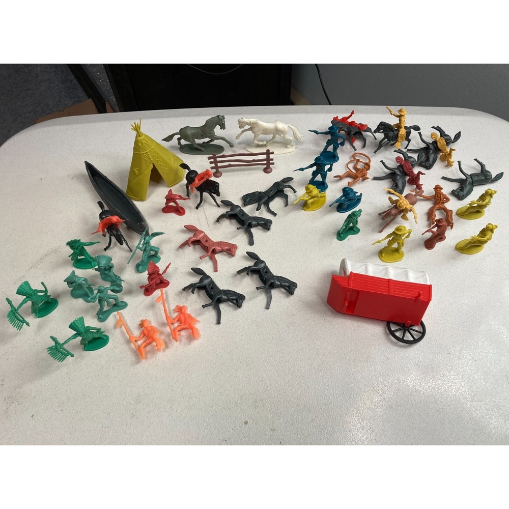 Western Cowboys and Indians  Plastic Vintage Lot 40+ Pieces